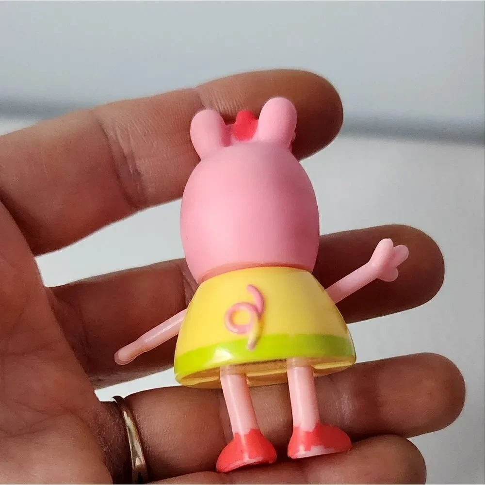 Peppa Pig Action Figure Flower Dress Red Headband